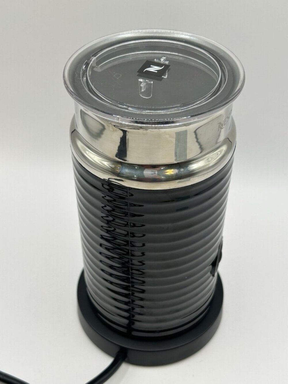 NESPRESSO Aeroccino 3 Milk Frother Model 3694 Black w/ Base Whisk and Lid - Picture 5 of 16